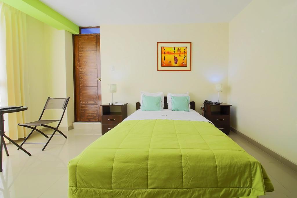 Hostal Florida Chiclayo Exterior photo