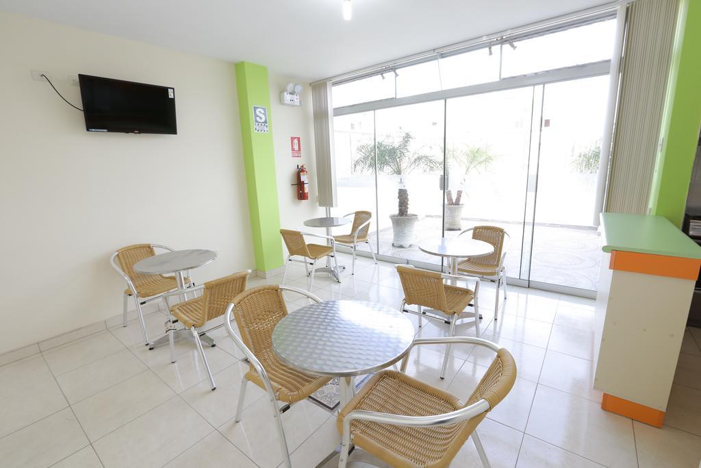Hostal Florida Chiclayo Exterior photo